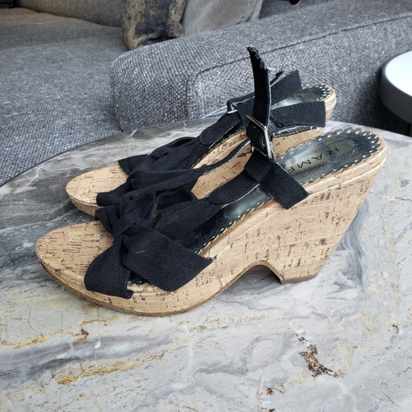 BLACK WEDGES - Picture 3 of 4